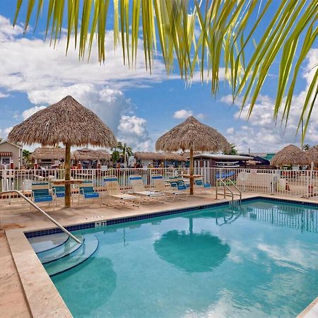 Tiny Home On Waterfront, Bay Views, Deck, Pool Jewfish Chambre photo