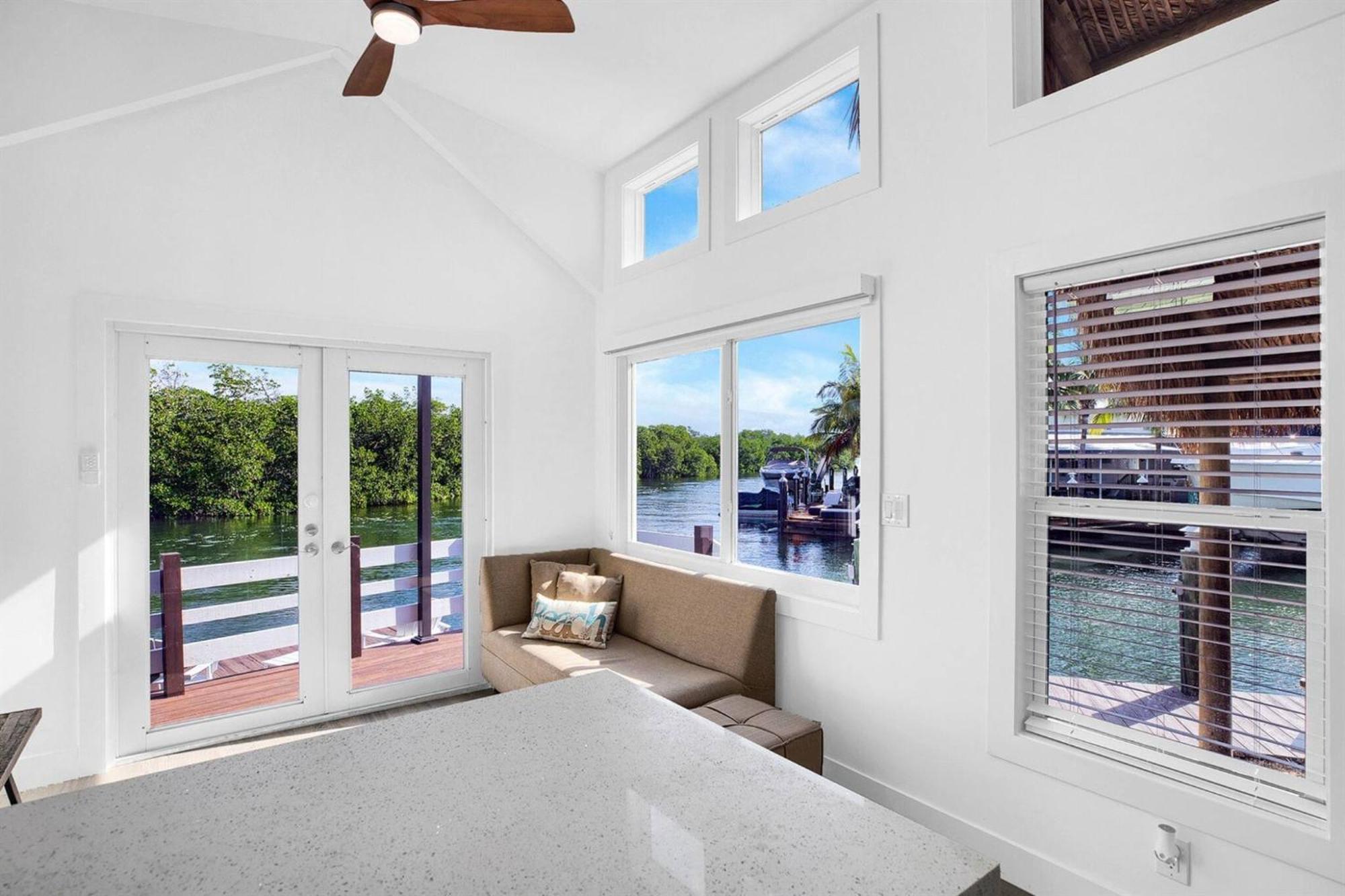 Tiny Home On Waterfront, Bay Views, Deck, Pool Jewfish Chambre photo