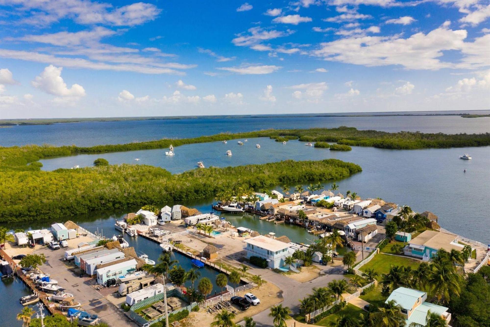 Tiny Home On Waterfront, Bay Views, Deck, Pool Jewfish Chambre photo
